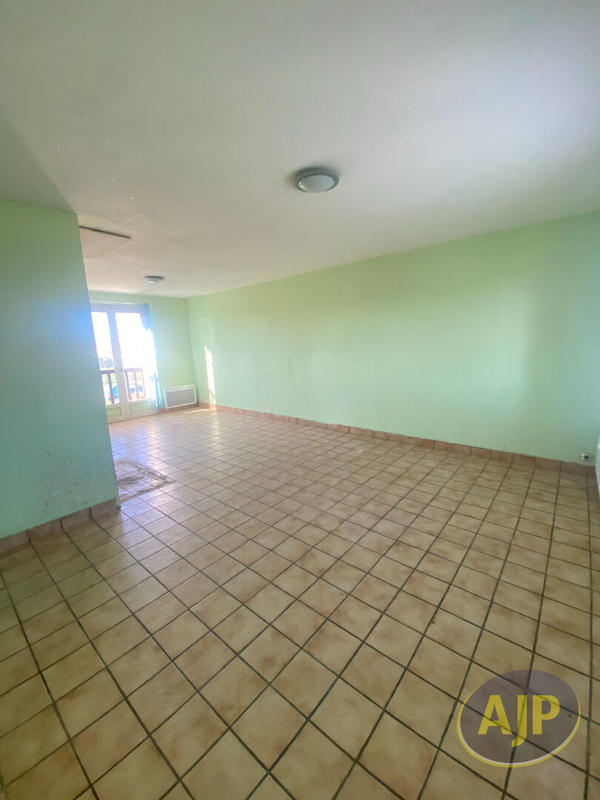 Maison - 112 m² - 6 pièces