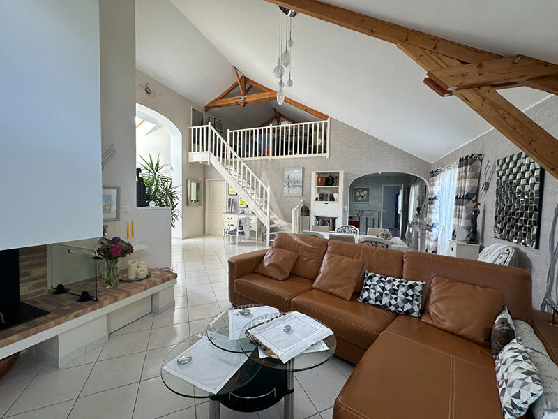 Maison - 170 m² - 8 pièces