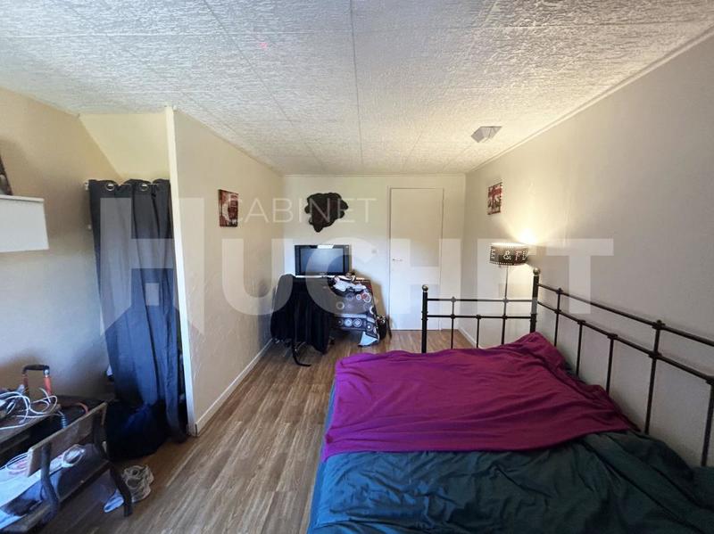 Maison - 170 m² - 8 pièces