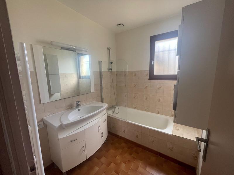 Maison - 65 m² - 3 pièces