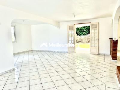 Maison - 175 m² - 7 pièces