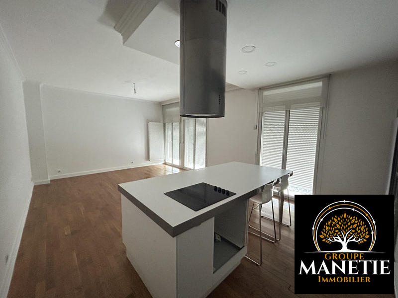 Appartement - 80 m² - 3 pièces