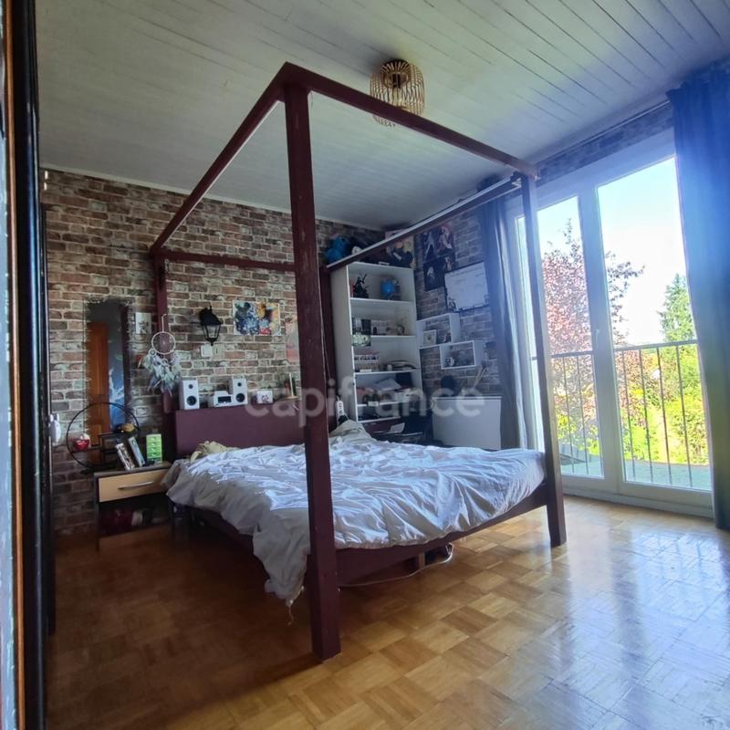 Maison - 148 m² - 7 pièces