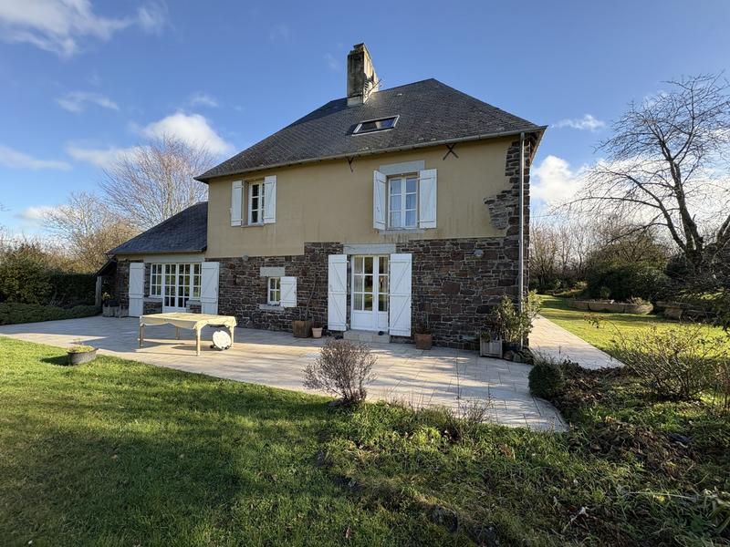 Maison - 140 m² - 4 pièces
