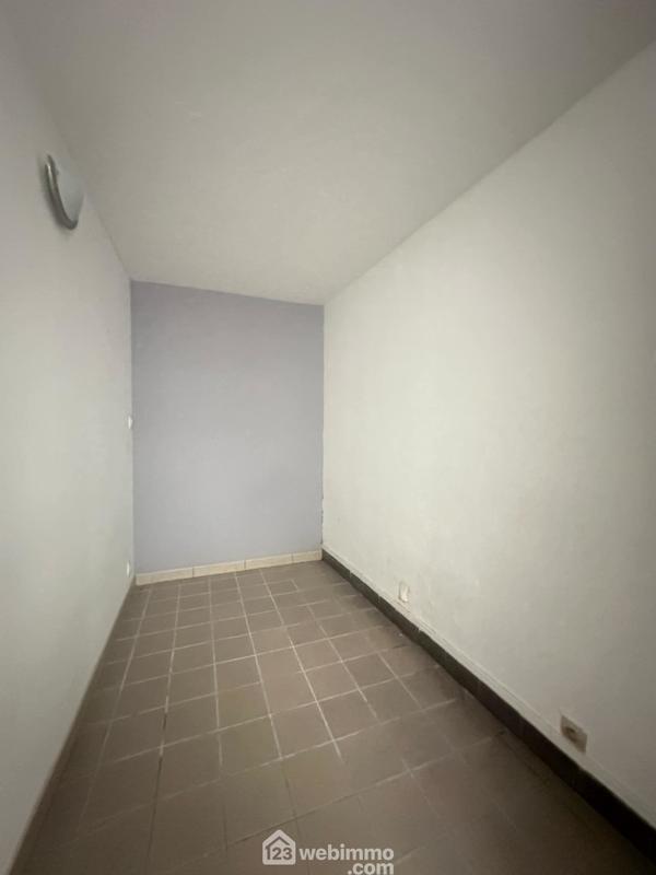 Immeuble - 167 m² - 9 pièces