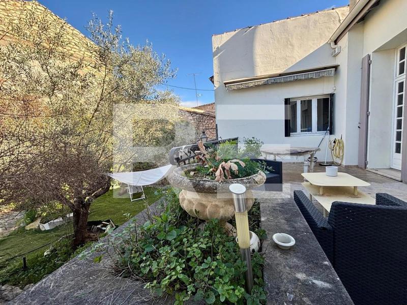 Maison de ville - 142 m² - 4 pièces