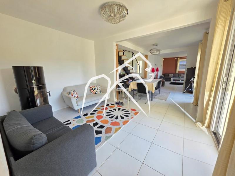 Maison ancienne - 215 m² - 7 pièces