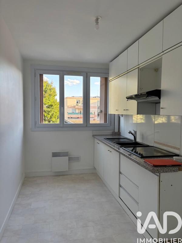Appartement - 85 m² - 4 pièces