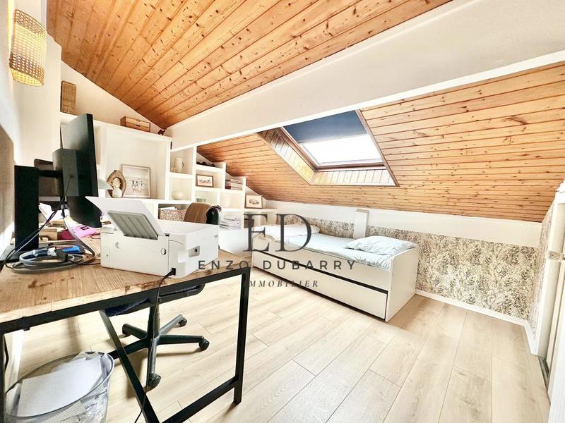 Appartement - 87 m² - 4 pièces