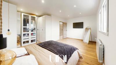 Maison - 150 m² - 5 pièces