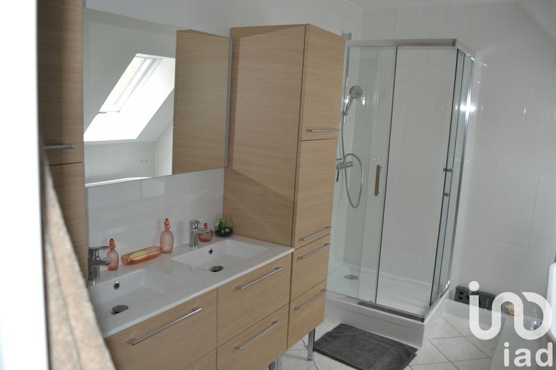 Maison - 195 m² - 7 pièces