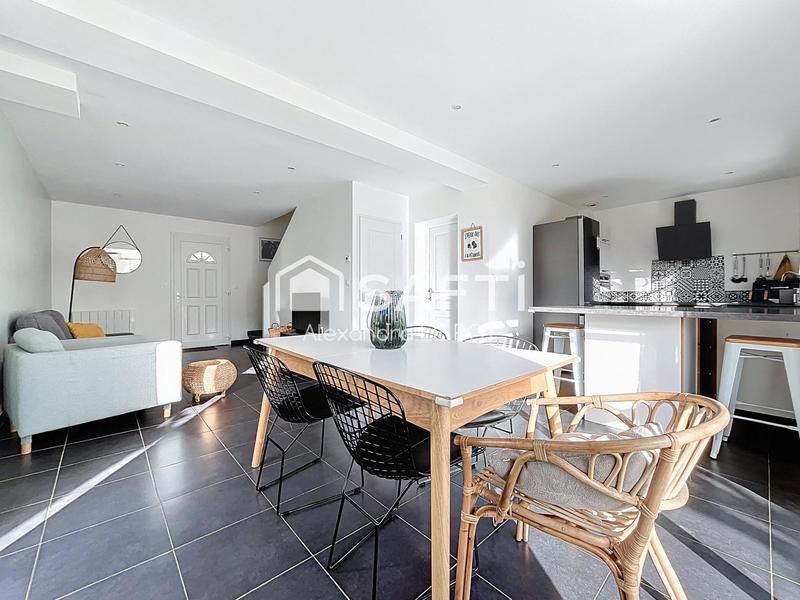 Maison - 87 m² - 4 pièces