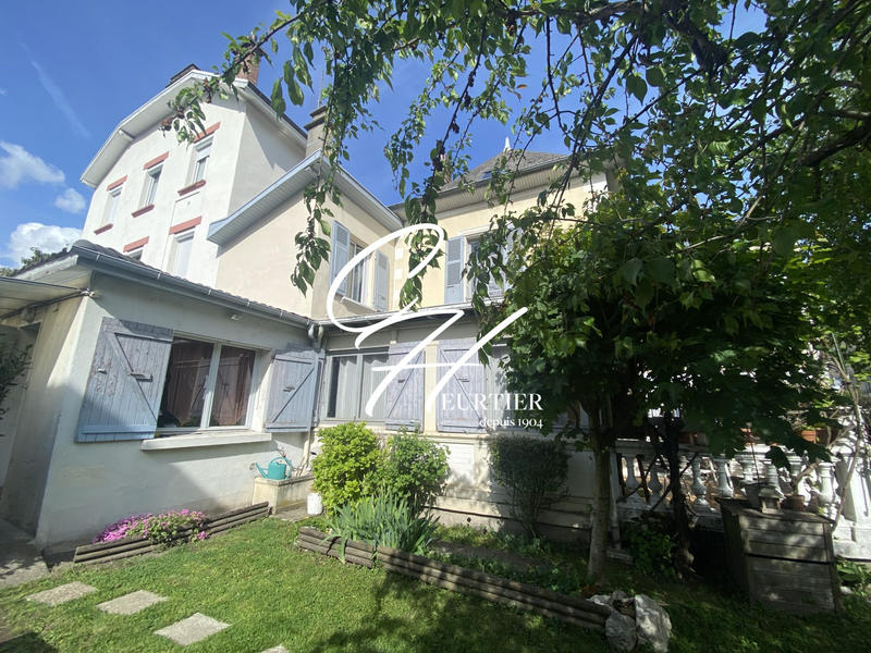 Maison ancienne - 129 m² - 4 pièces