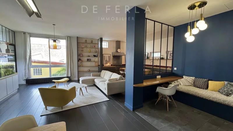 Loft - 101 m² - 4 pièces