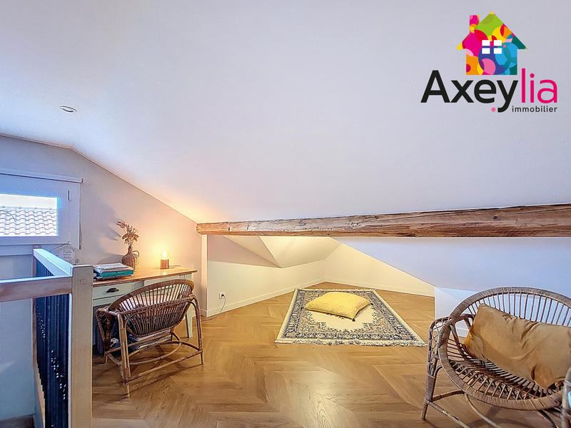 Maison - 104 m² - 5 pièces