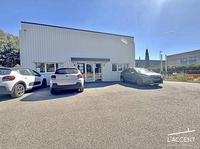 Fonds de commerce - 400 m²