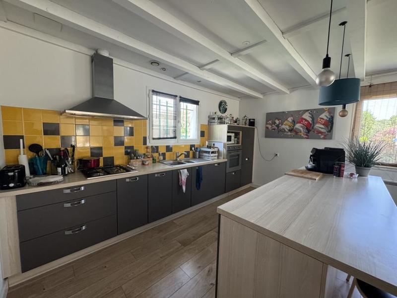 Villa - 130 m² - 4 pièces