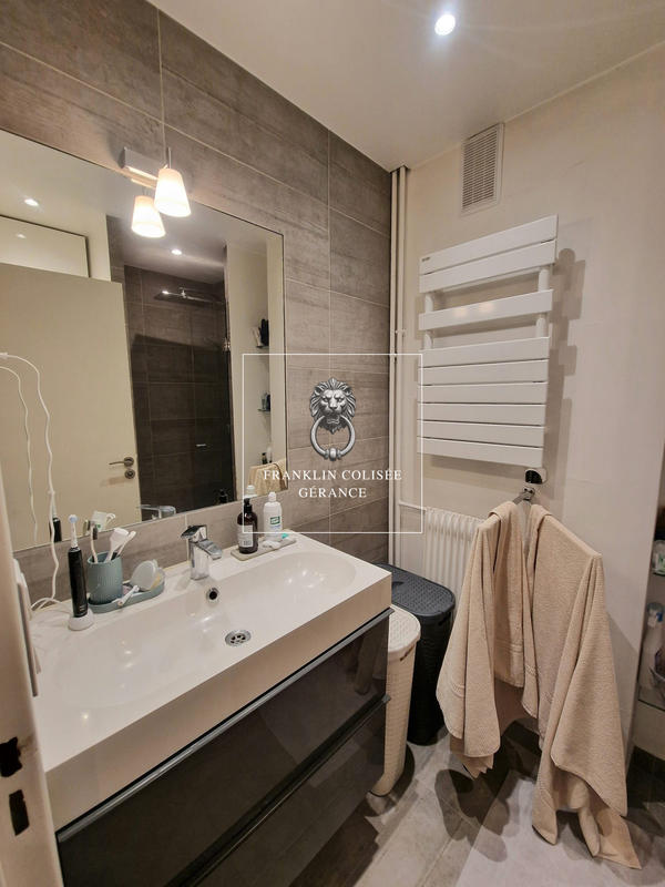 Appartement - 63 m² - 3 pièces