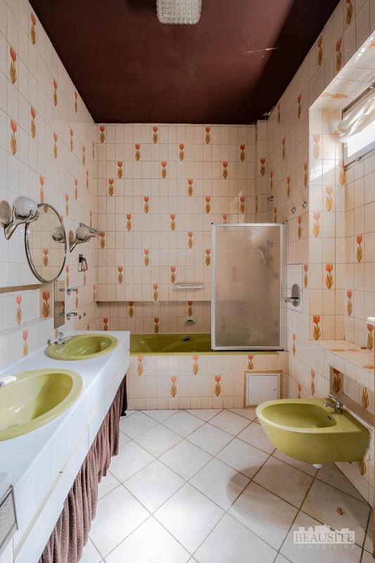 Appartement - 165 m² - 5 pièces