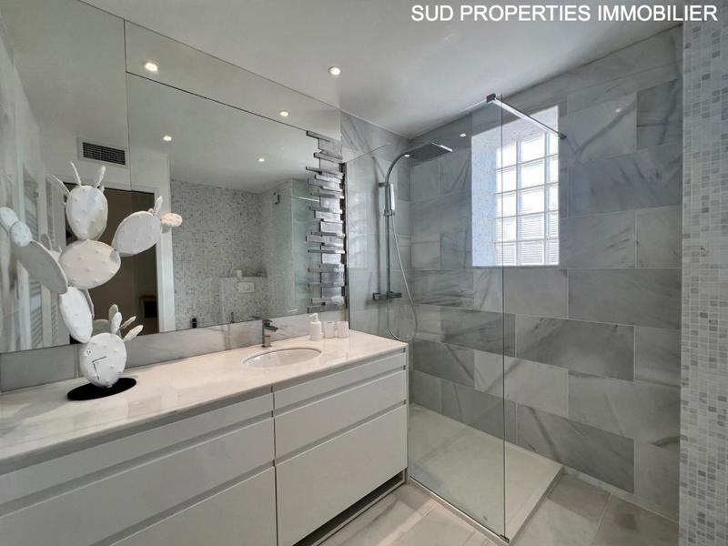 Appartement - 85 m² - 3 pièces