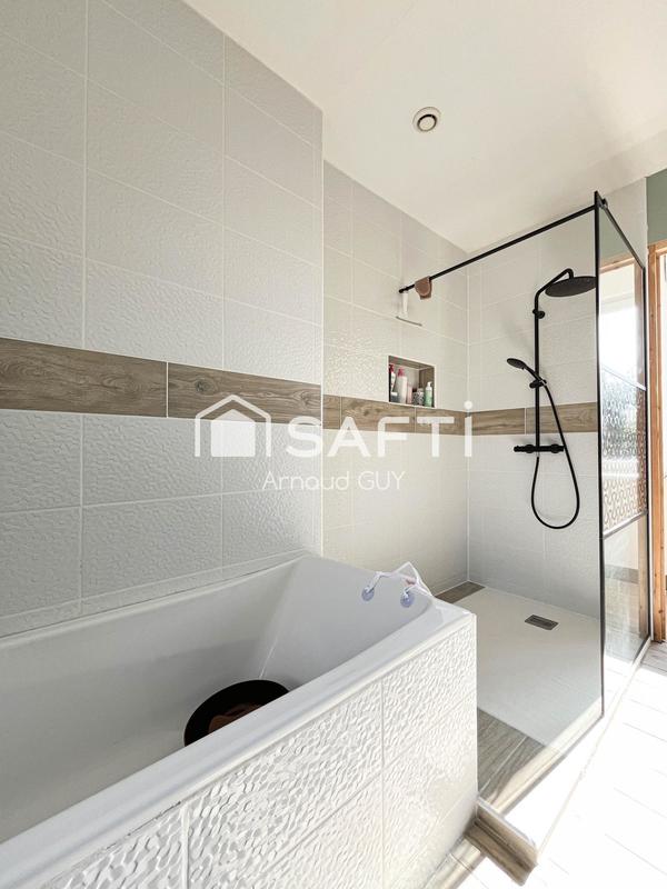 Maison - 139 m² - 5 pièces