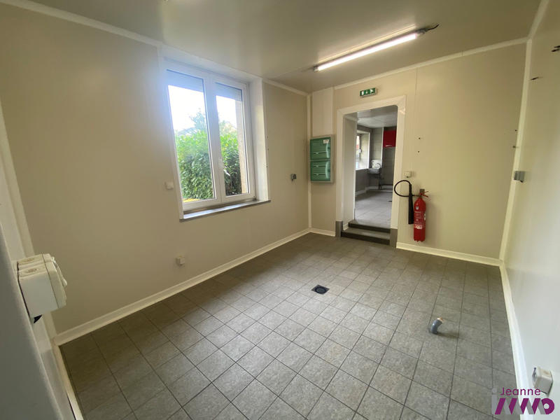 Local commercial - 110 m²