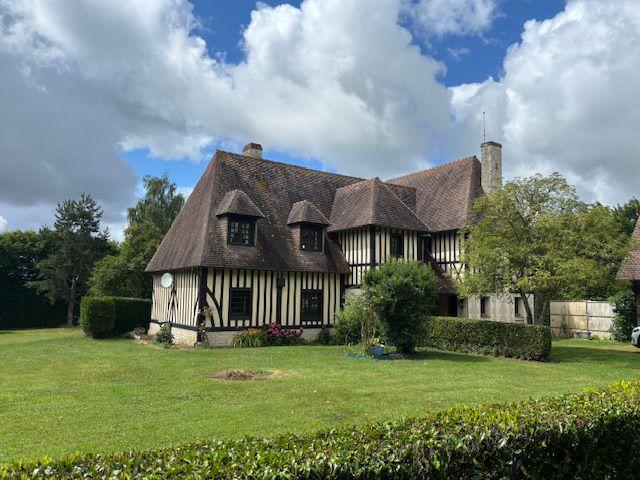 Propriété - 250 m² - 9 pièces