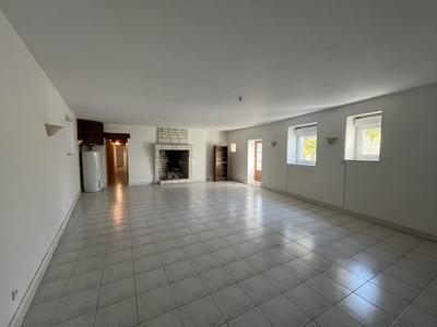 Maison ancienne - 266 m² - 8 pièces