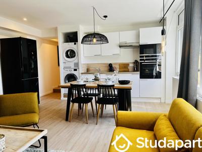 Chambre - 9 m² - 1 pièce