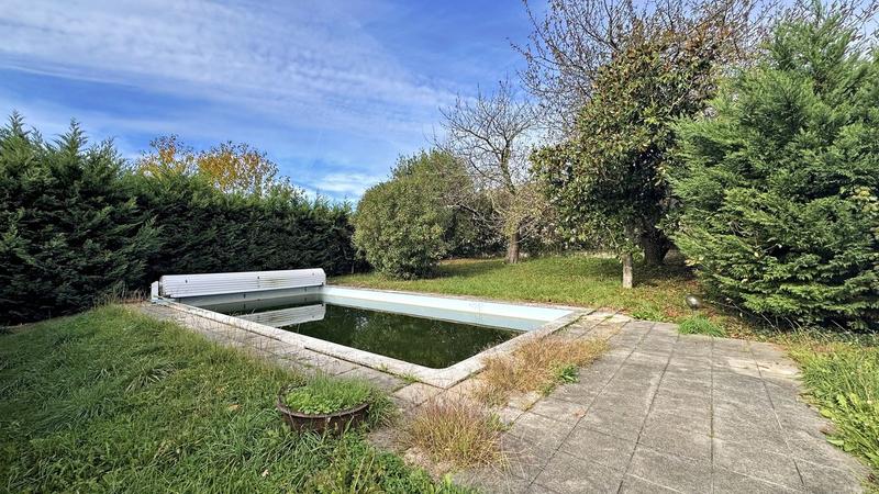 Maison - 136 m² - 6 pièces