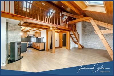 Duplex - 102 m² - 4 pièces