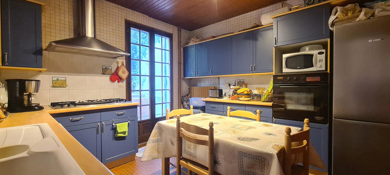 Maison - 90 m² - 5 pièces