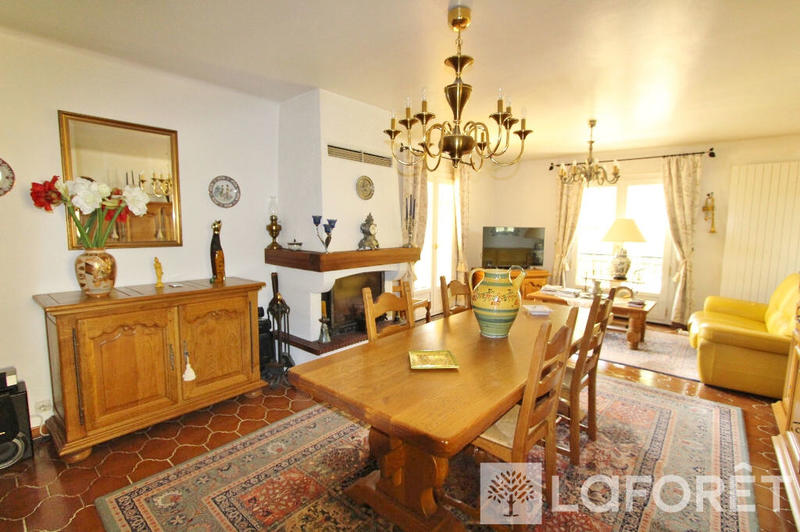 Maison - 140 m² - 4 pièces