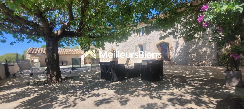 Propriété - 430 m² - 12 pièces