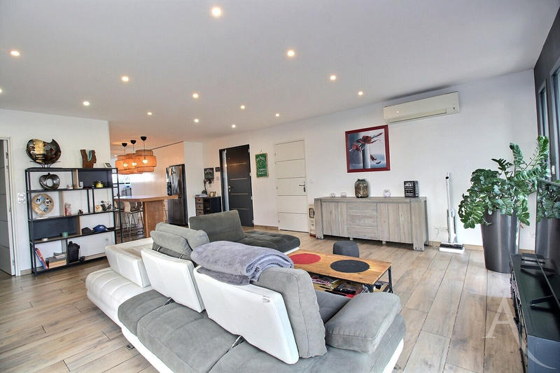 Maison - 150 m² - 6 pièces