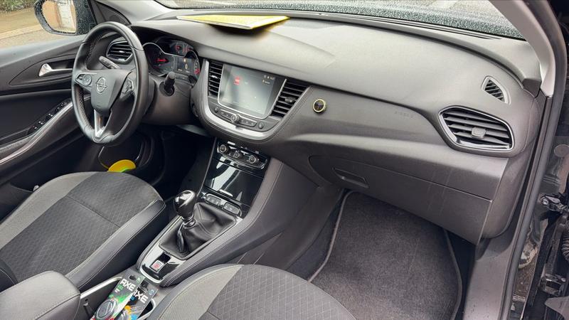 Opel Grandland X 1.2 Turbo 130 Édition