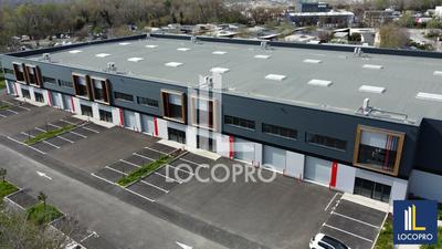 Local d'activité / Entrepôt - 5 800 m²