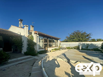 Maison - 92 m² - 5 pièces