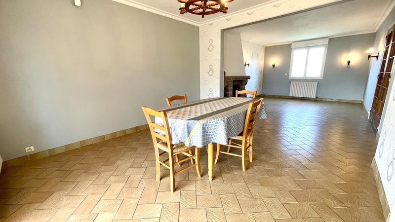 Maison - 146 m² - 7 pièces