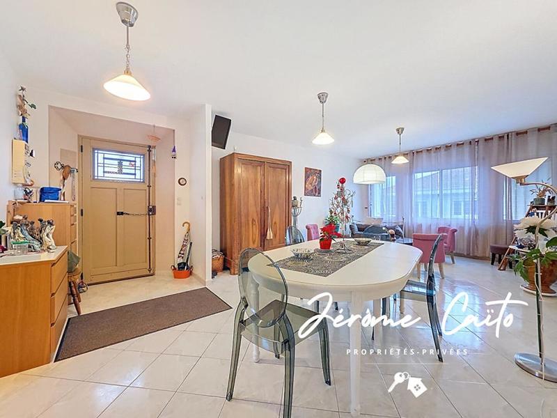 Maison - 162 m² - 7 pièces