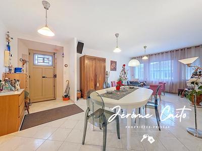 Maison - 162 m² - 7 pièces