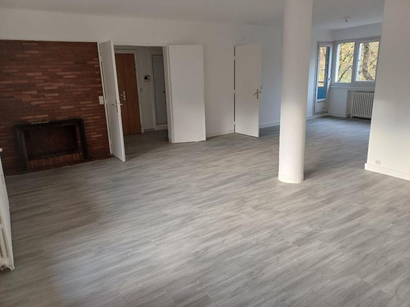 Appartement - 127 m² - 7 pièces