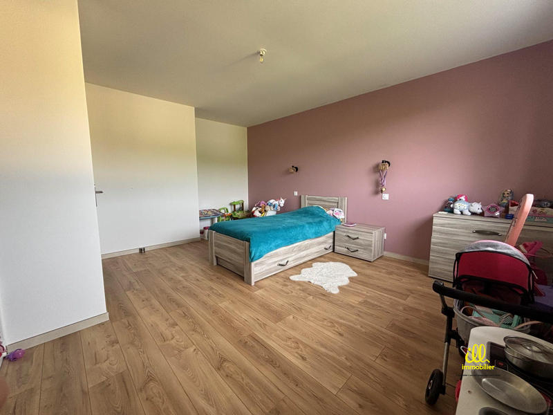 Maison - 245 m² - 6 pièces