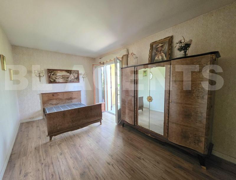 Maison - 180 m² - 6 pièces