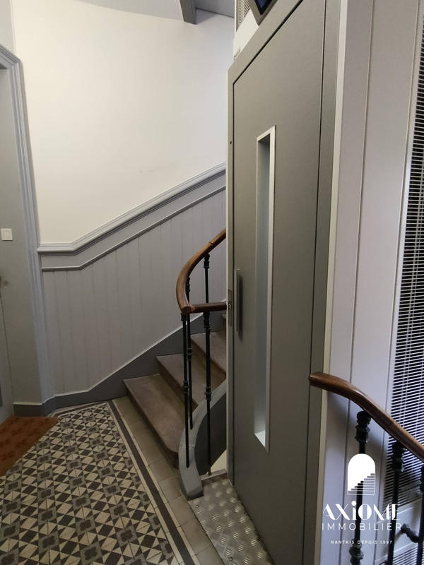 Appartement - 89 m² - 3 pièces