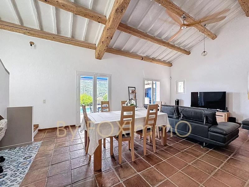 Villa - 171 m² - 6 pièces