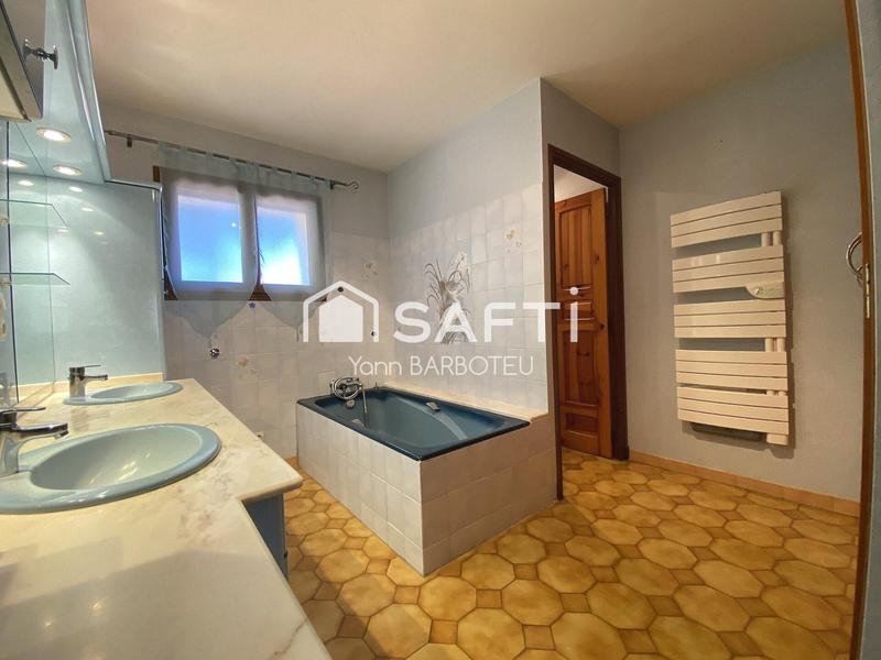 Maison de village - 130 m² - 6 pièces