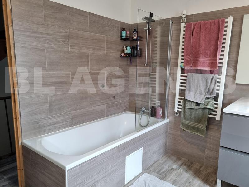 Maison de ville - 163 m² - 6 pièces