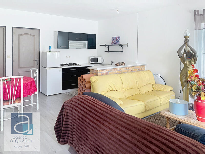 Maison - 206 m² - 6 pièces