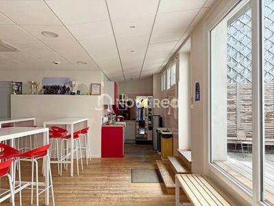 Immeuble - 729 m² - 21 pièces